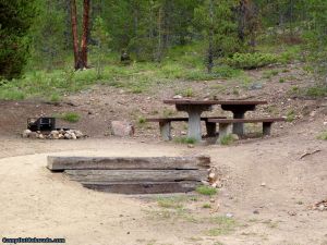 Camp-out-colorado-baby-doe-turquoise-lake-hilly