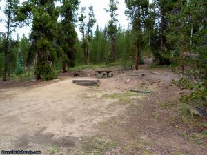 Camp-out-colorado-baby-doe-turquoise-lake-stairs-on-hill