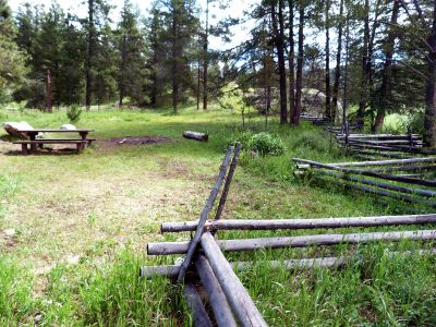 Camp-out-colorado-elk-wallow-camp-edge