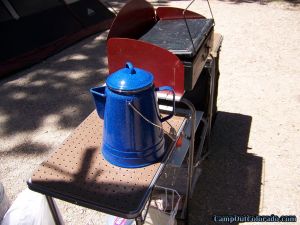 camping-kitchen